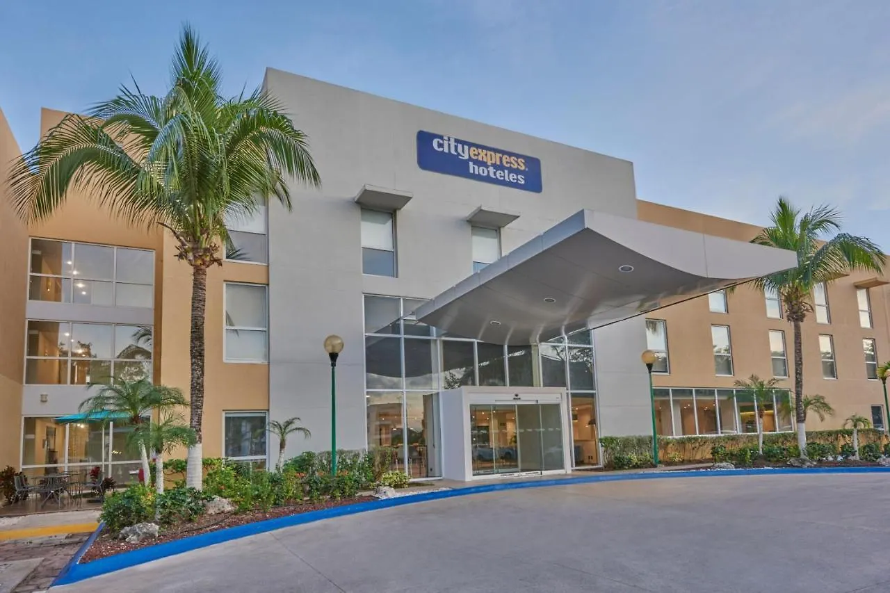 City Express By Marriott Playa Del Carmen Hotel